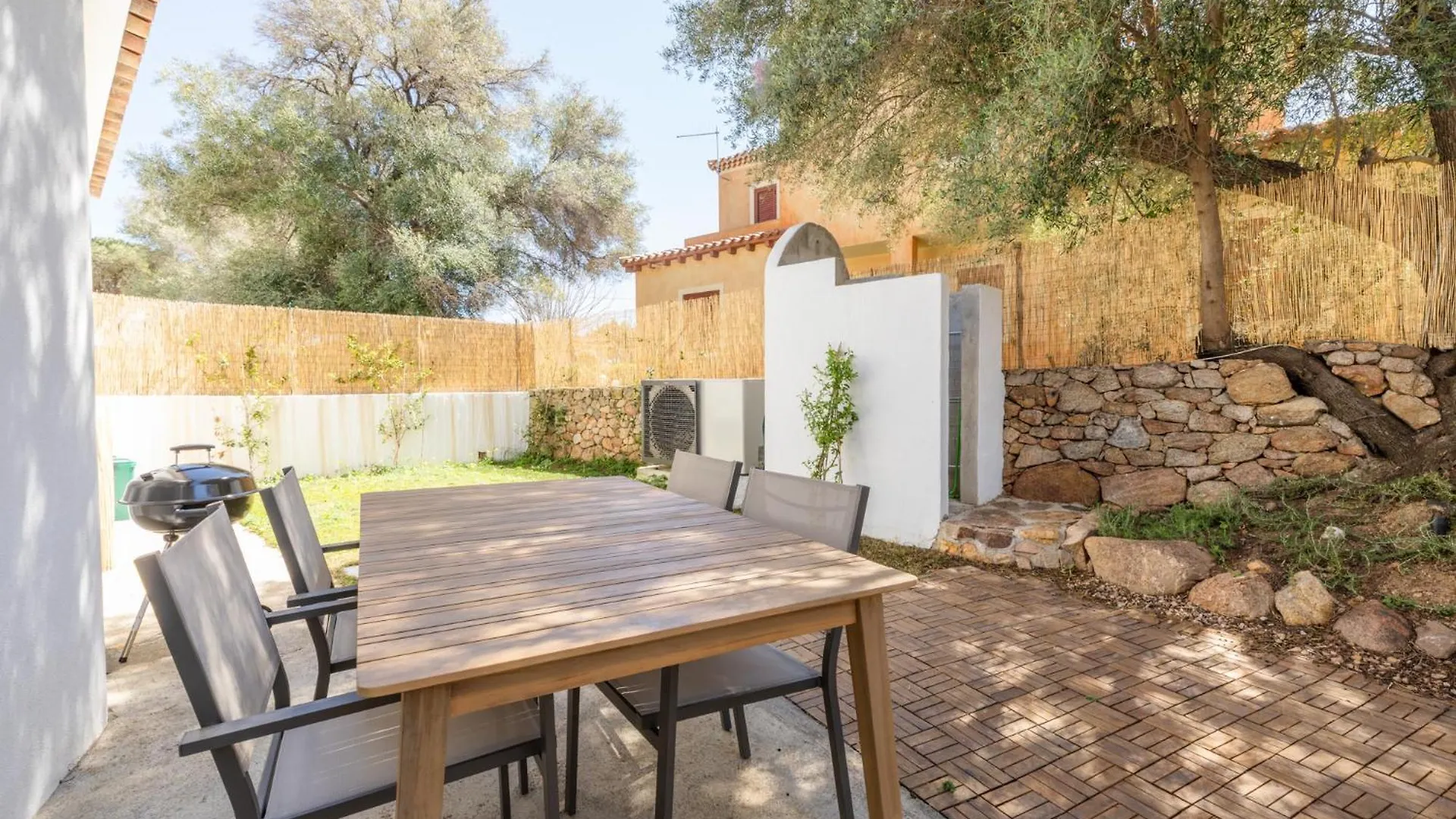 Villette Natura سان تيودورو إيطاليا